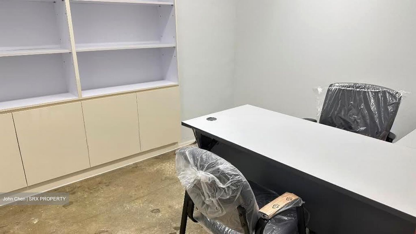 Oxley Bizhub (D14), Office #579593551